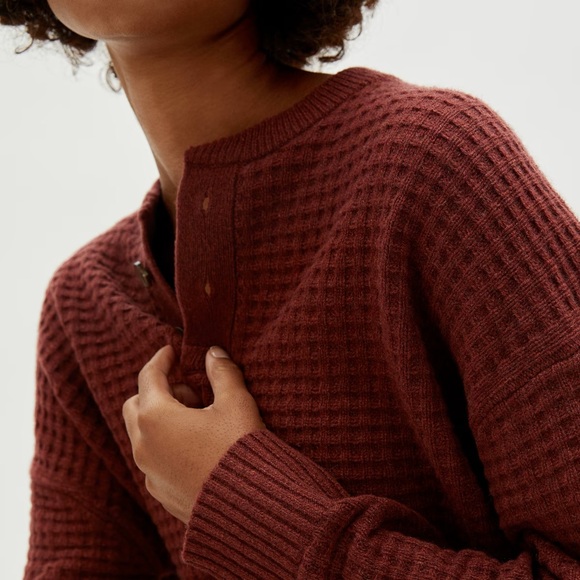 Everlane Belgian-Waffle Cashmere Henley Sweater - Heathered Clay, Size Small - Picture 2 of 5